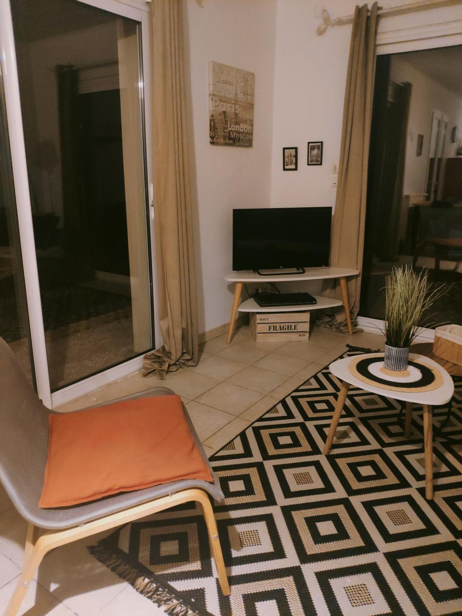 Maison 3 Etoiles Avec Piscine Et Jacuzzi Exterieur Pres De Sarlat Saint-Vincent-le-Paluel Zewnętrze zdjęcie