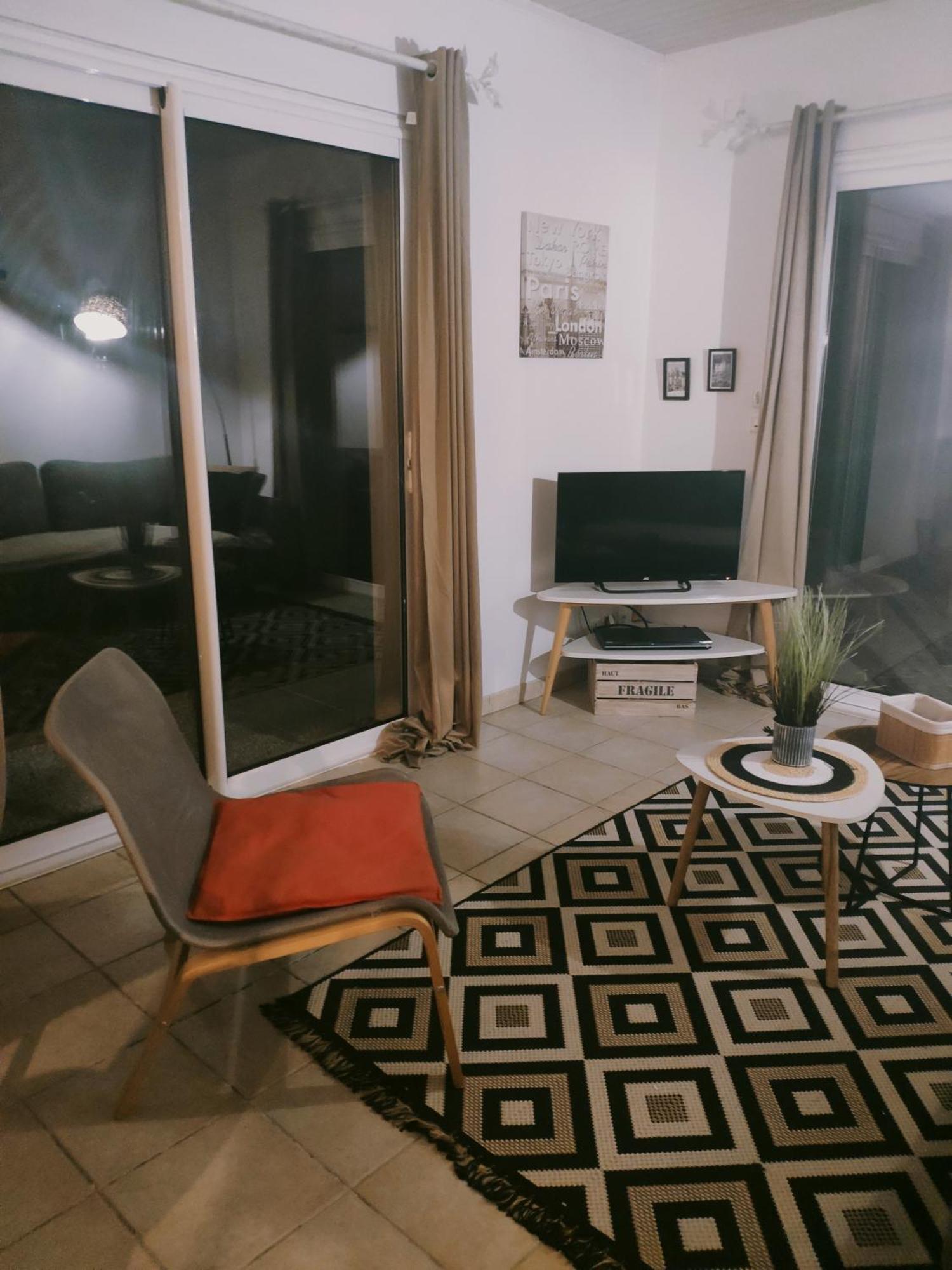 Maison 3 Etoiles Avec Piscine Et Jacuzzi Exterieur Pres De Sarlat Saint-Vincent-le-Paluel Zewnętrze zdjęcie